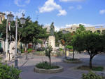 pjazza fra diegu Hamrun.jpg (253969 bytes)